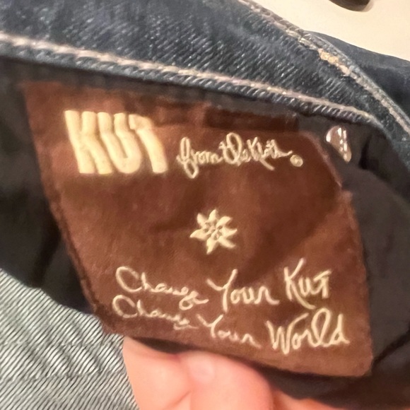 KUT “MIA” Toothpick Skinny Jeans, SZ 10 stretchy, mid-rise, scrape distress - Picture 8 of 12